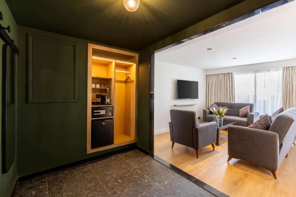 SUITE KING SIZE BED Room, Best Western Plus Casablanca City Center, Casablanca