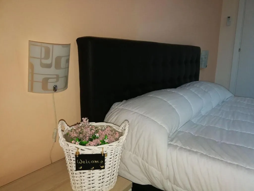 Room, Dante Rooms, Catania