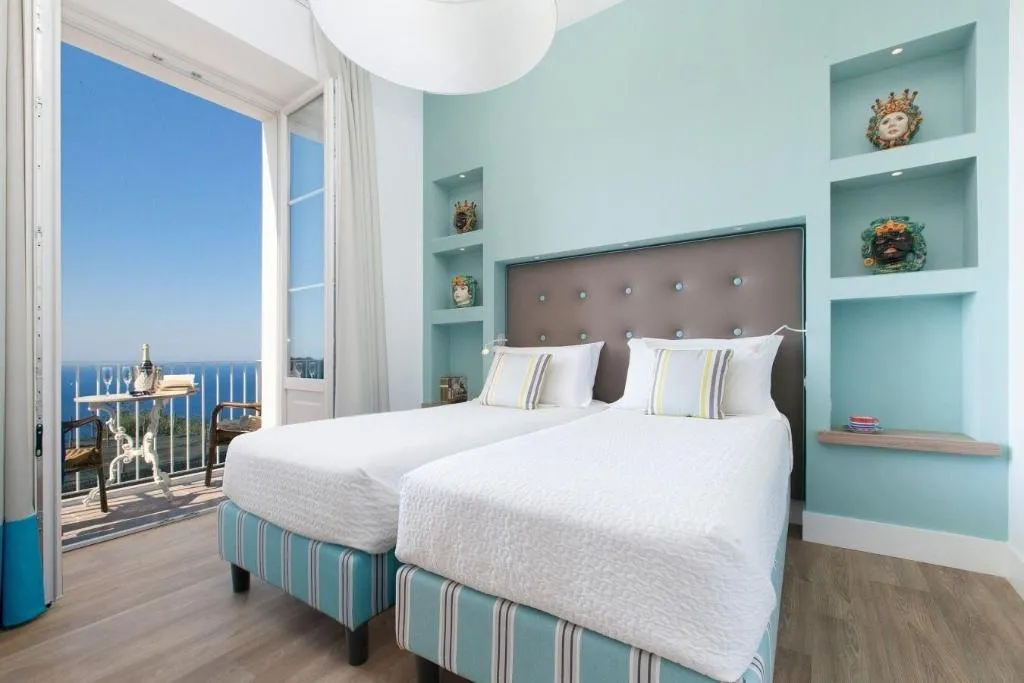 Room, Relais Palazzo del Barone - Adults Only, Naples