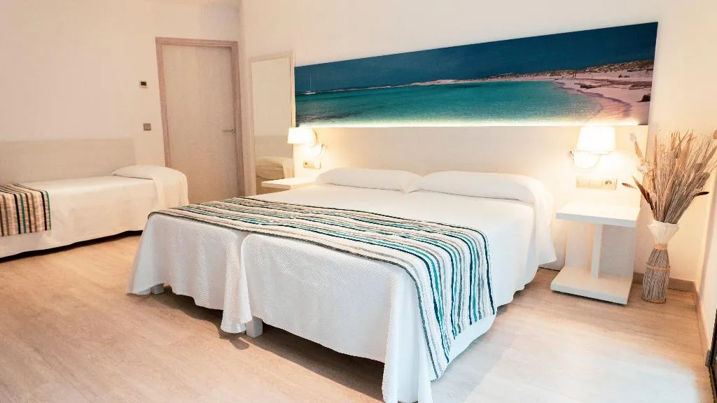 TRIPLE STANDARD Room, Hotel Rosales Formentera, Ibiza