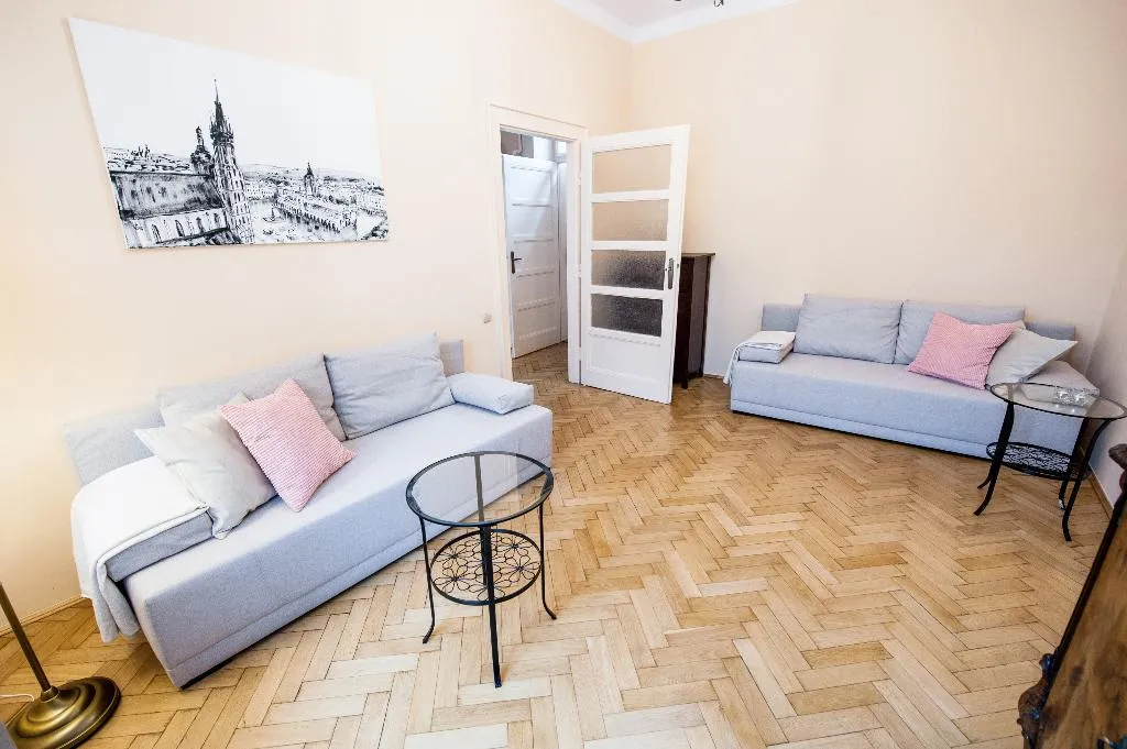 APARTMENT TWO BEDROOMS Room, Apartments Roman, Krakow