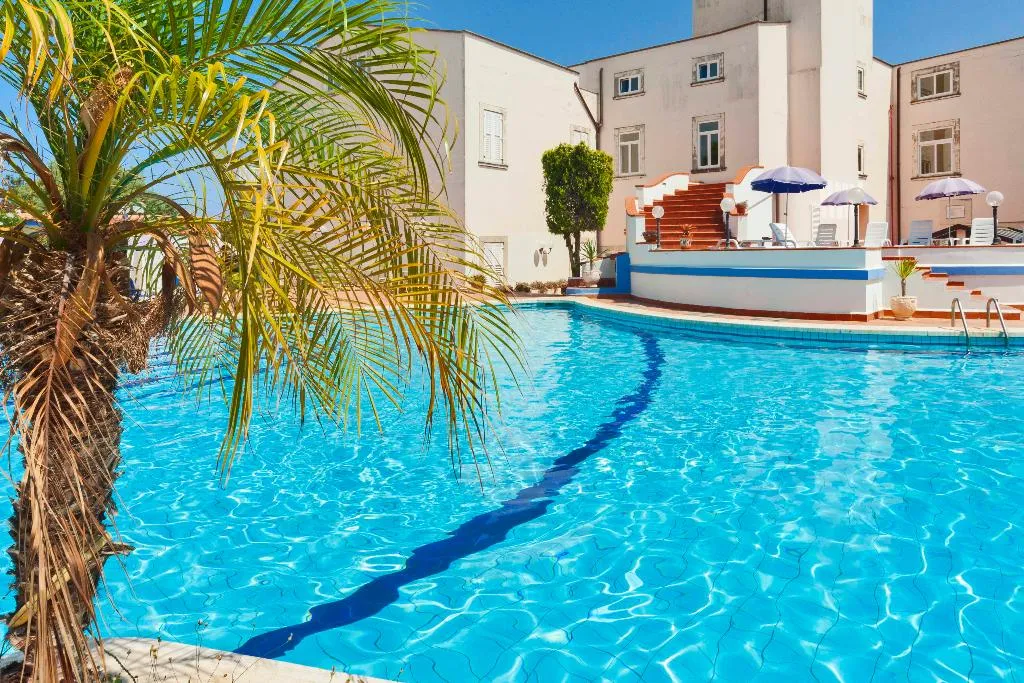 Pool, Grand Villa Politi, Catania