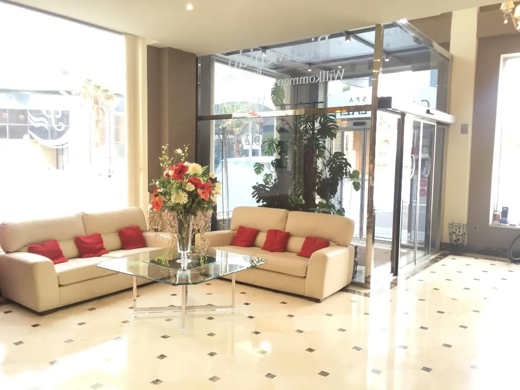 Lobby, Cadiz Plaza affiliated by Senator, Costa De La Luz