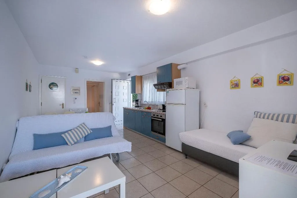APARTMENT SEA VIEW Room, Meli Apartments & Villas, Kalamata