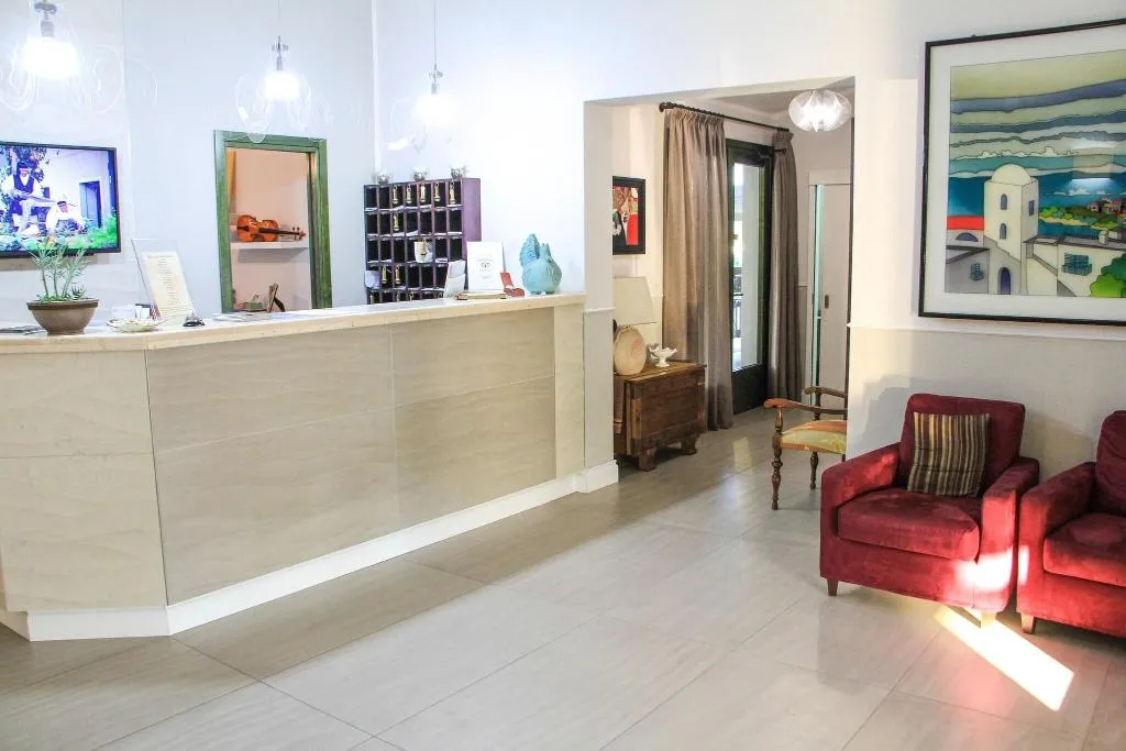 Lobby, Albaruja, Cagliari