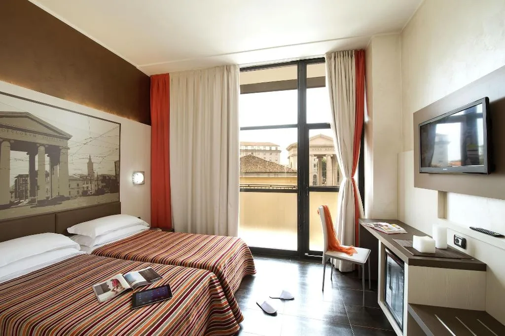 Room, Hotel Milano Navigli, Milan