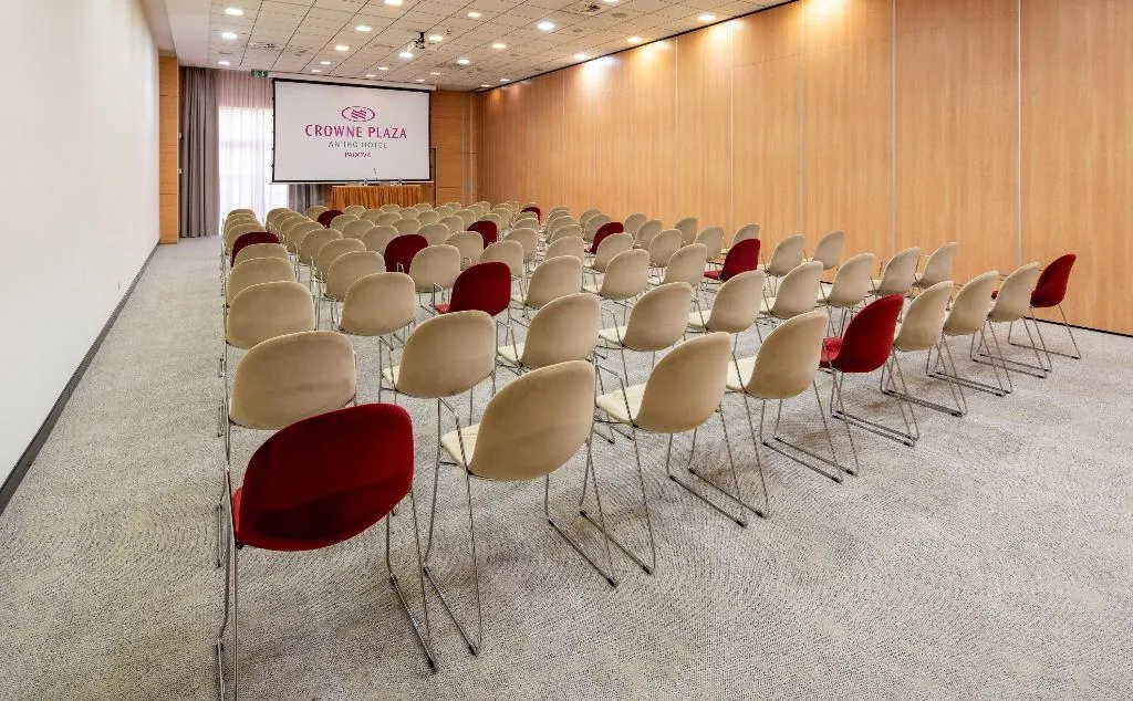 Conferences, Crowne Plaza Padova, Venice