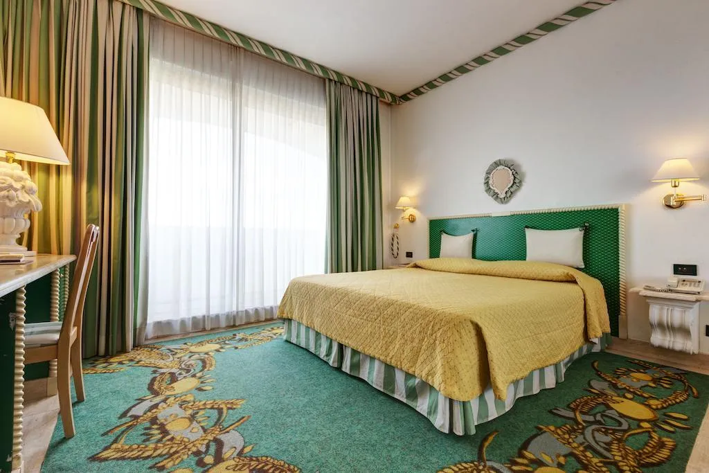 DOUBLE STANDARD Room, Aris Garden, Rome