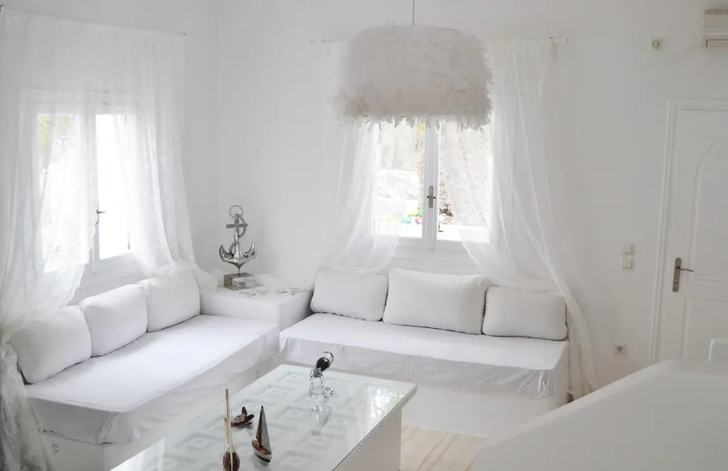 HOUSE TWO BEDROOMS ONE BATHROOM Room, Sol Mare Salis, Santorini
