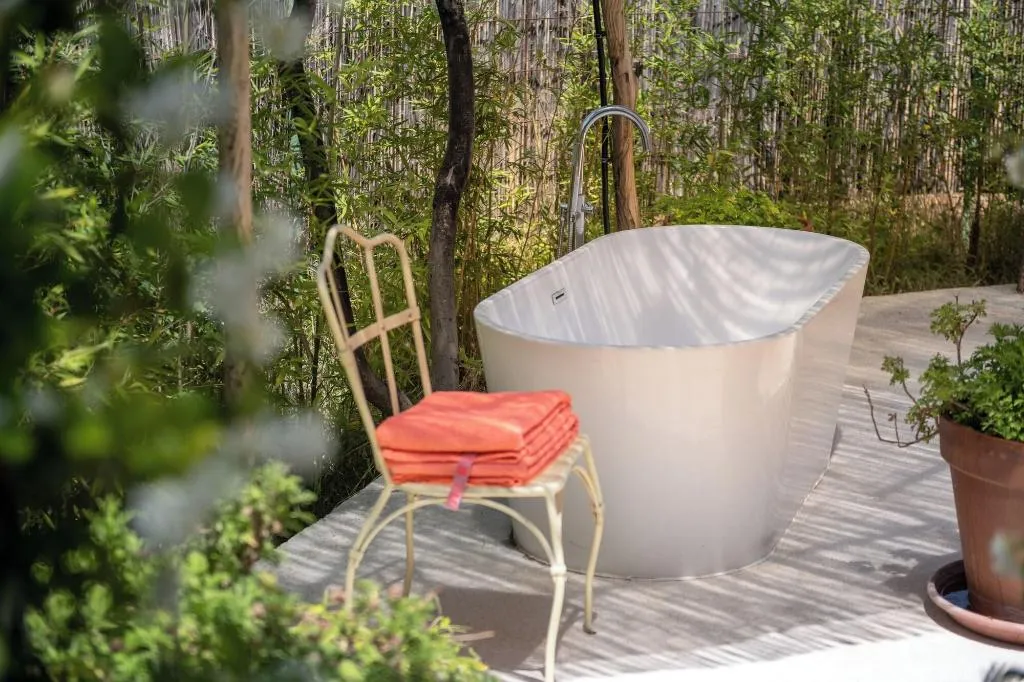 Room, Aal Cachucho, Madrid