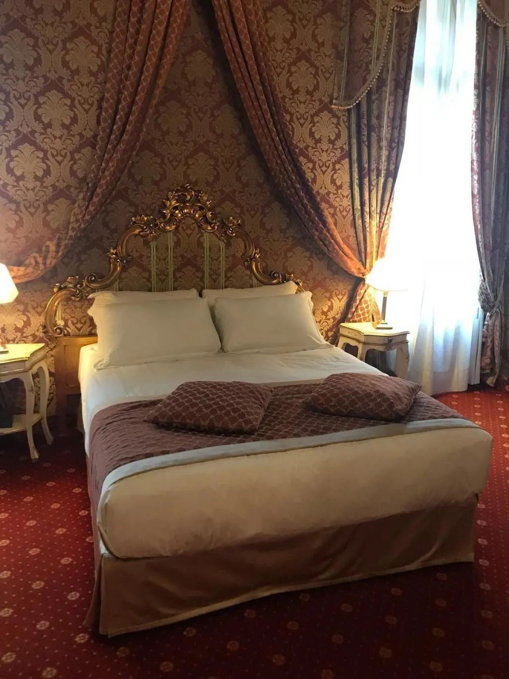 Room, Ca Amadi, Venice