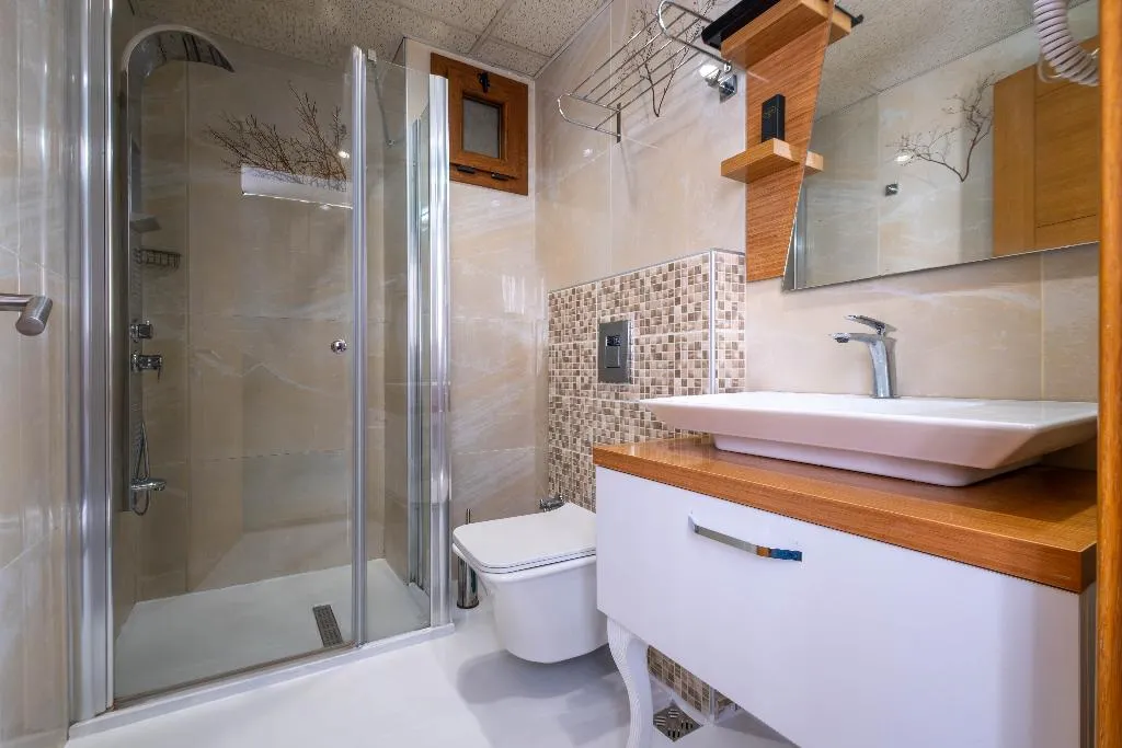 DOUBLE CLASSIC WITH BALCONY Room, Hotel Bulvar, Izmir