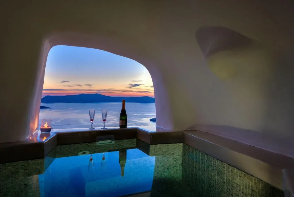 Room, Iriana Suites, Santorini