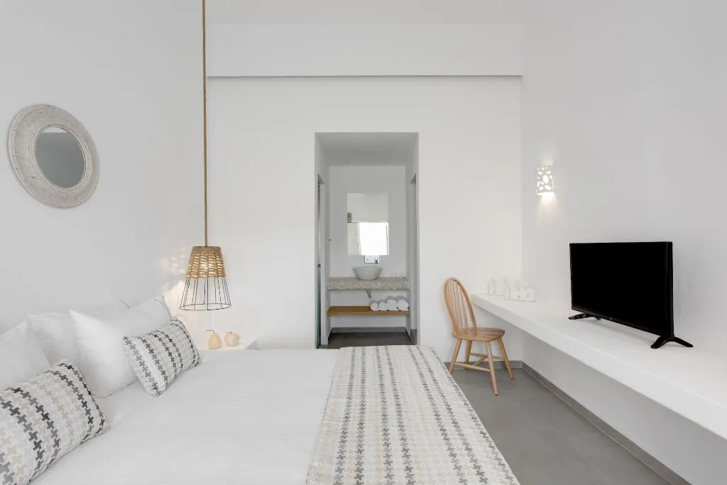 Room, Hotel Eucalyptus, Santorini