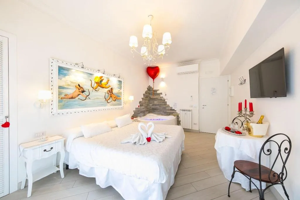 Room, Suites Roma Tiburtina, Rome