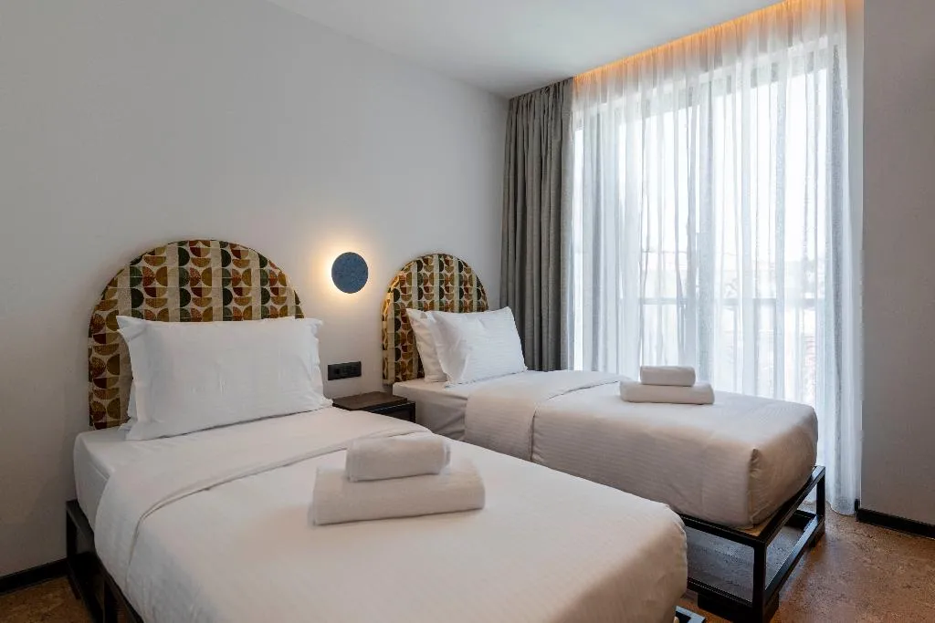 TWIN STANDARD Room, Parea, Athens