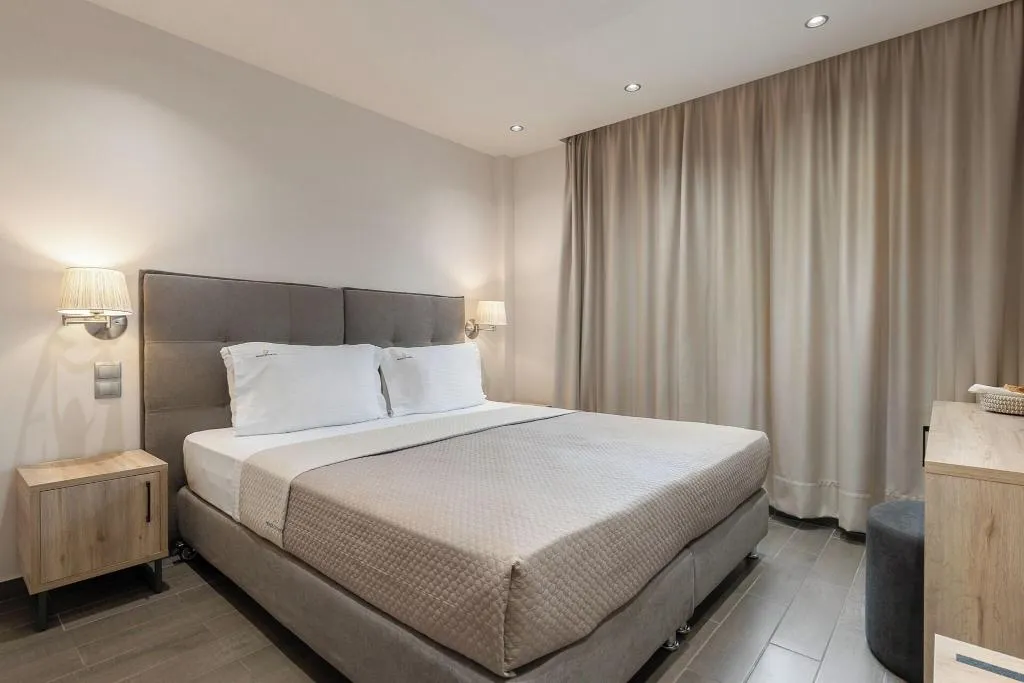FAMILY ROOM KING BED TWO BEDROOMS Room, Piraeus City Hotel, Athens