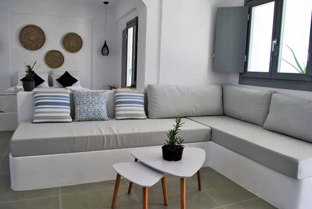 SUITE CLASSIC Room, The Vine Suites, Santorini