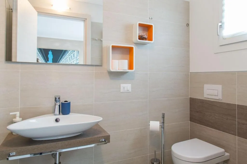 Room, Centrale B B, Florence