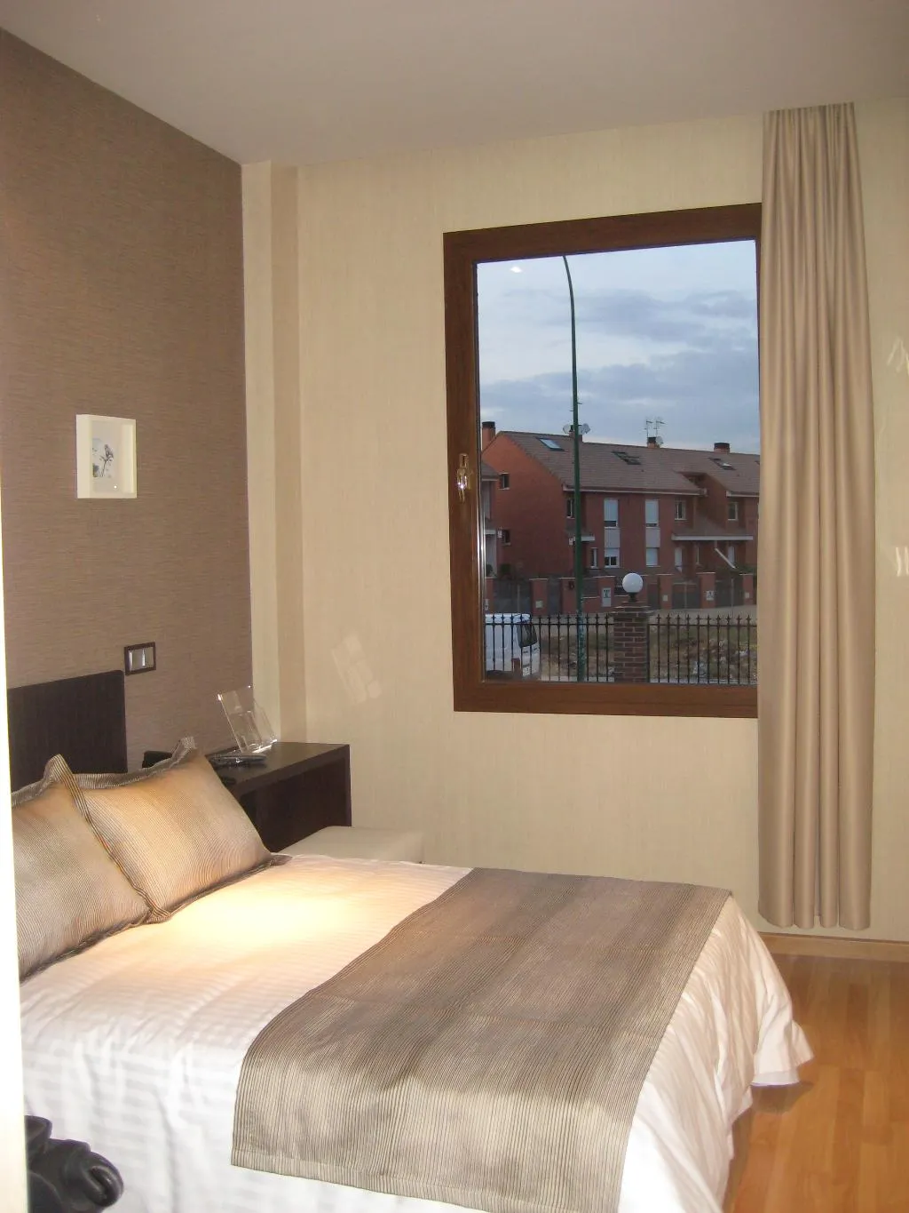 Double or Twin STANDARD Room, Dinastia Hotel, Madrid