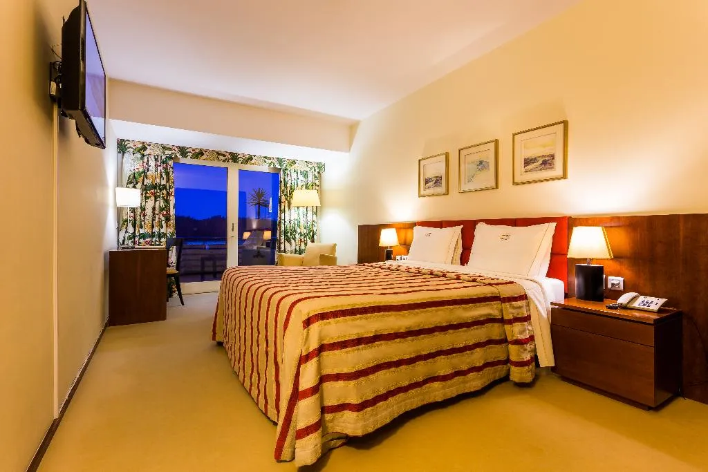 DOUBLE CAPACITY 3 Room, Santana Hotel & SPA, Porto