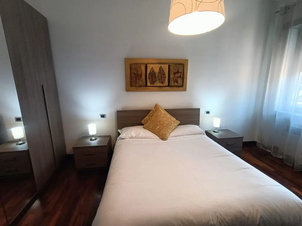 APARTMENT CONNECTING ROOM Room, Style Homes, Milan