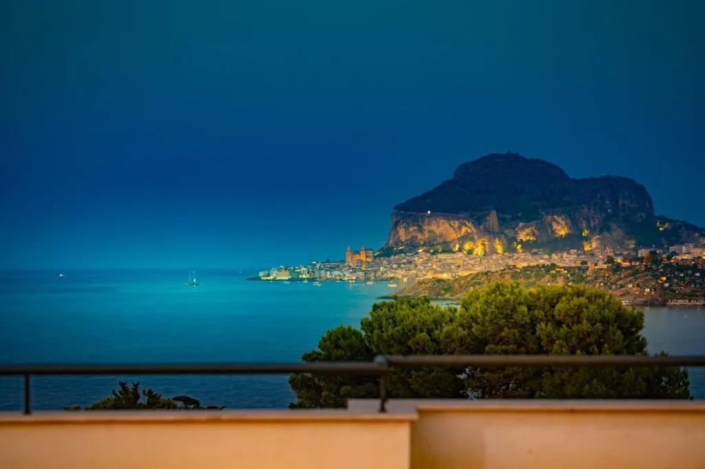 General view, Baia del Capitano, Palermo