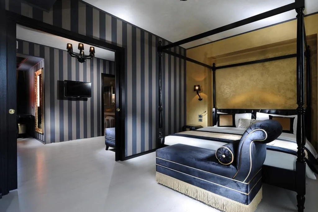 Room, Carnival Palace, Venice