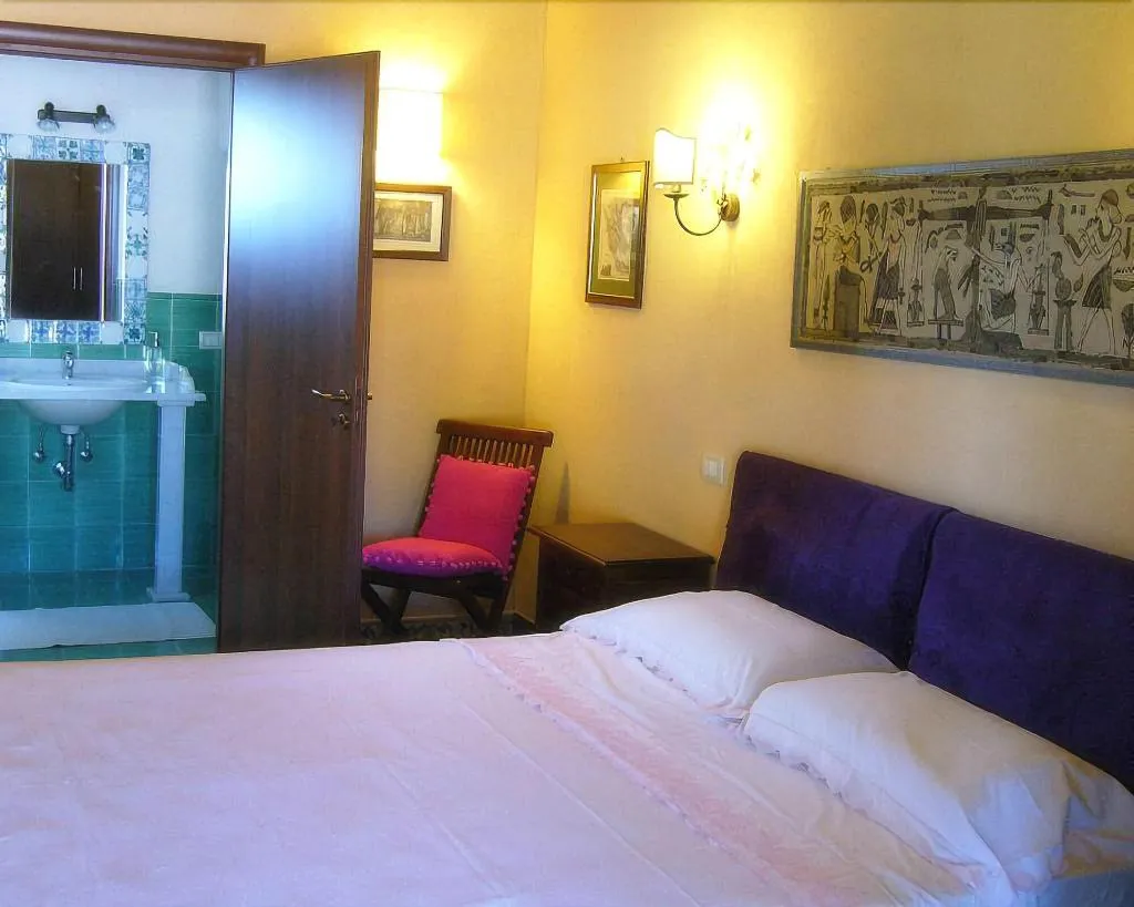 Room, Villa Cristina, Catania