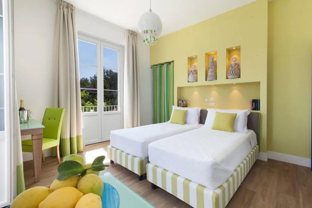 Room, Relais Palazzo del Barone - Adults Only, Naples