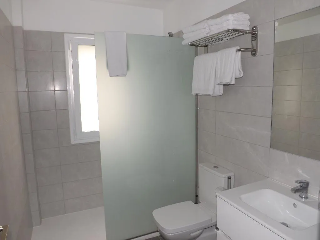 APARTMENT WITH TERRACE Room, The Blue Corner, Tenerife