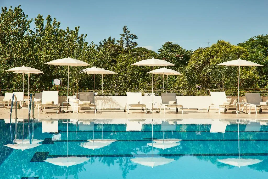 Pool, Villa Pamphili, Rome