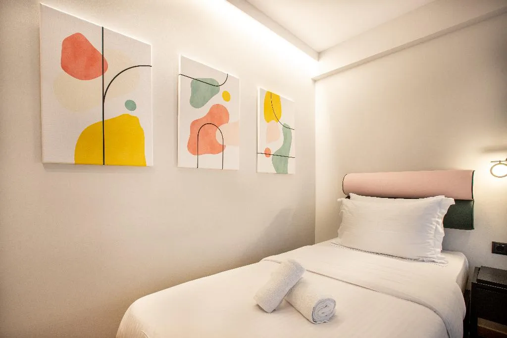 TWIN STANDARD Room, Parea, Athens