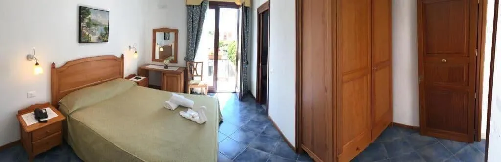 Room, Hotel La Meridiana, Palermo