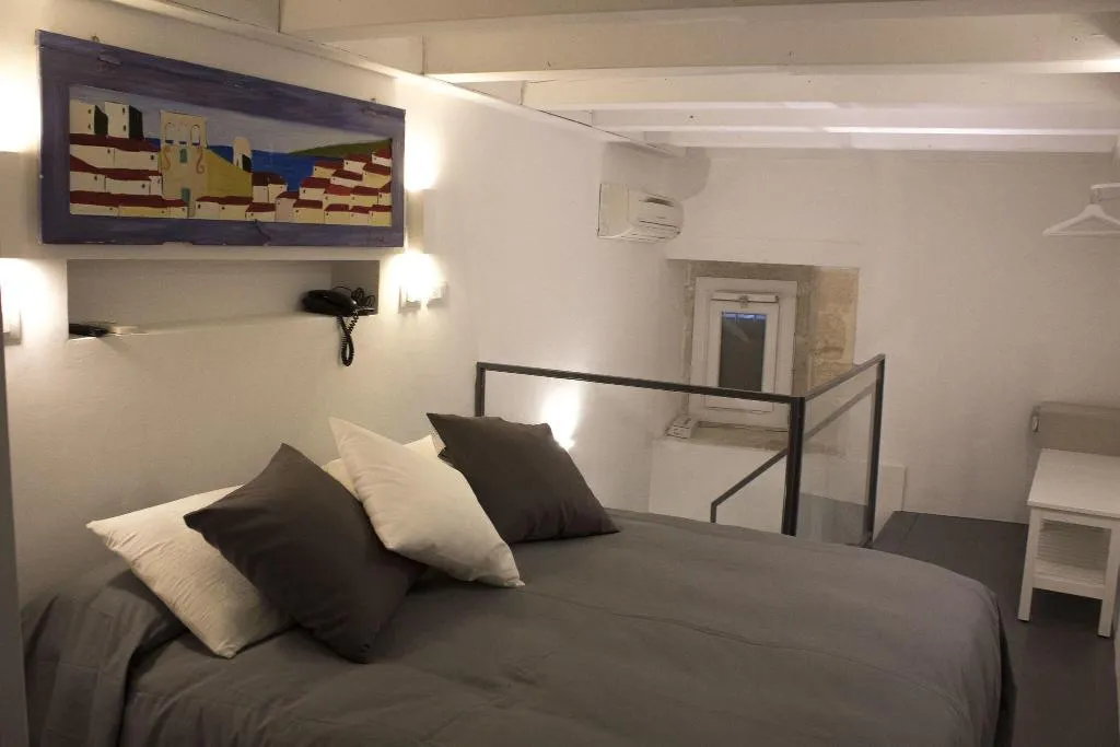 Room, Aretusa Vacanze B&B, Catania