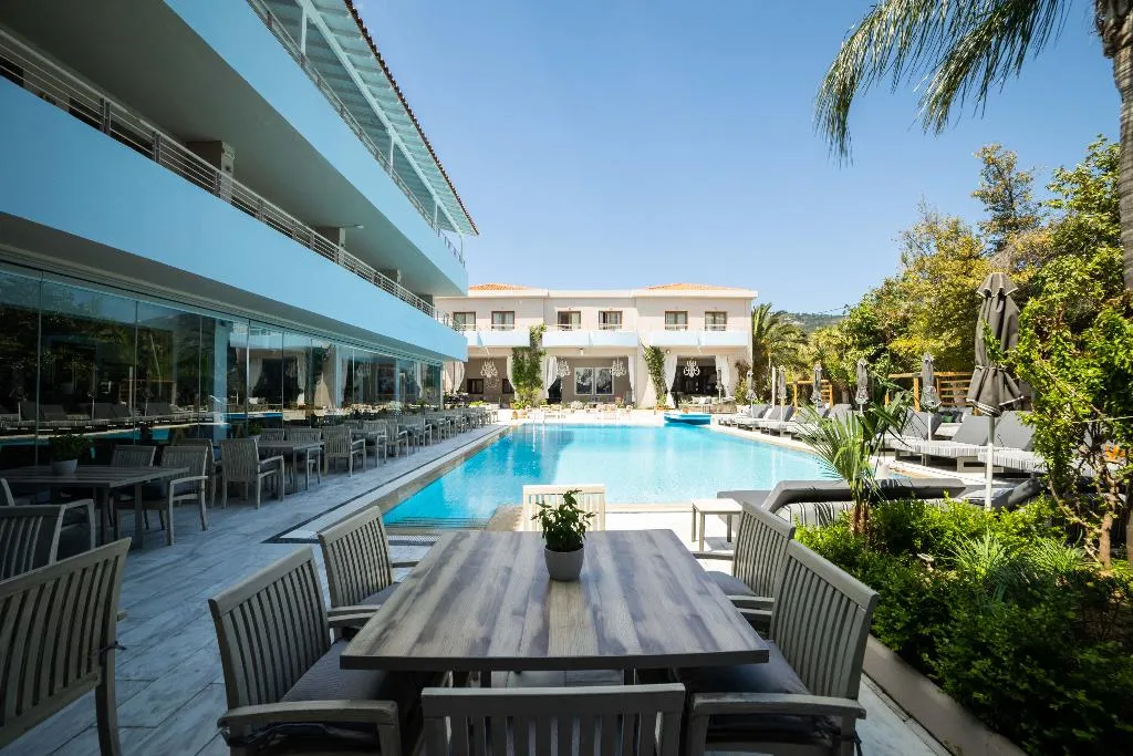 Pool, La Piscine Art Hotel, Skiathos