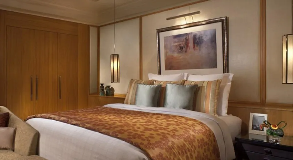 APARTMENT THREE BEDROOMS Room, The Ritz Carlton, Difc Executive Residences, Dubai