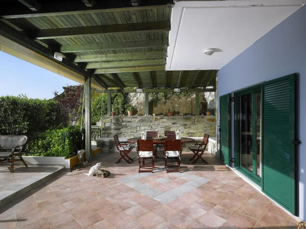 Terrace, Erivolos Hotel Apartments, Crete