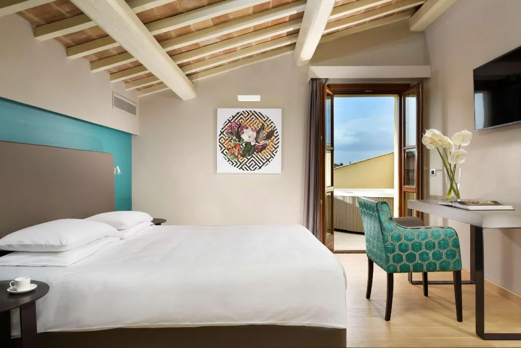 SUITE DELUXE WITH BALCONY Room, Borgobrufa Spa Resort Adults Only, Perugia