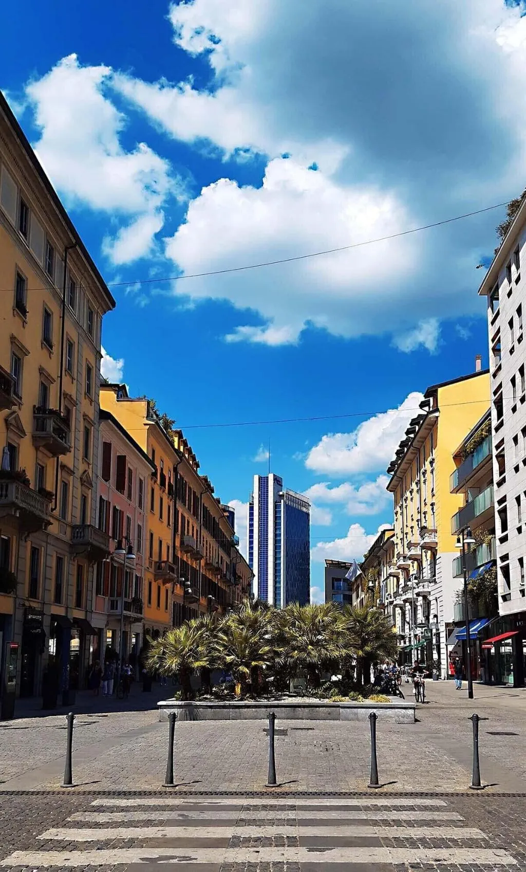 Room, Room Inn, Milan