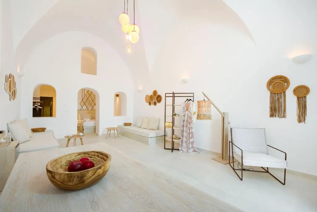 Room, Iriana Suites, Santorini