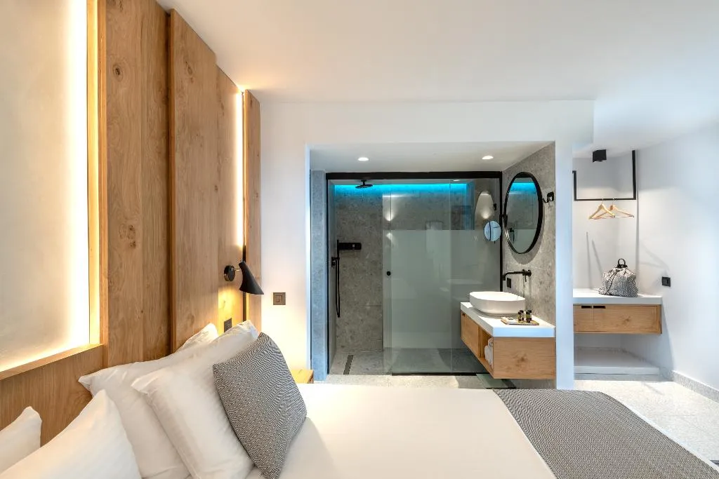 Double or Twin GARDEN VIEW Room, Ikaros Beach Luxury Resort Spa, Crete
