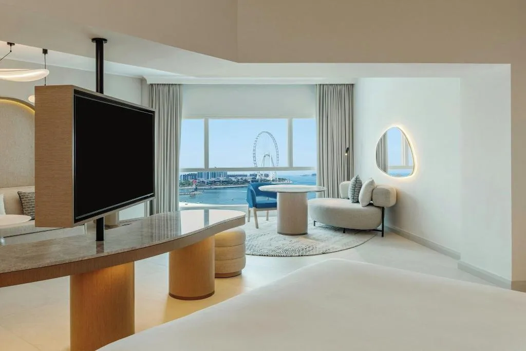SUITE EXECUTIVE SEA VIEW Room, Sheraton Jumeirah Beach Resort, Dubai