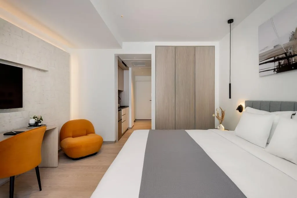 DOUBLE CLASSIC KING BED Room, Urban K, Athens