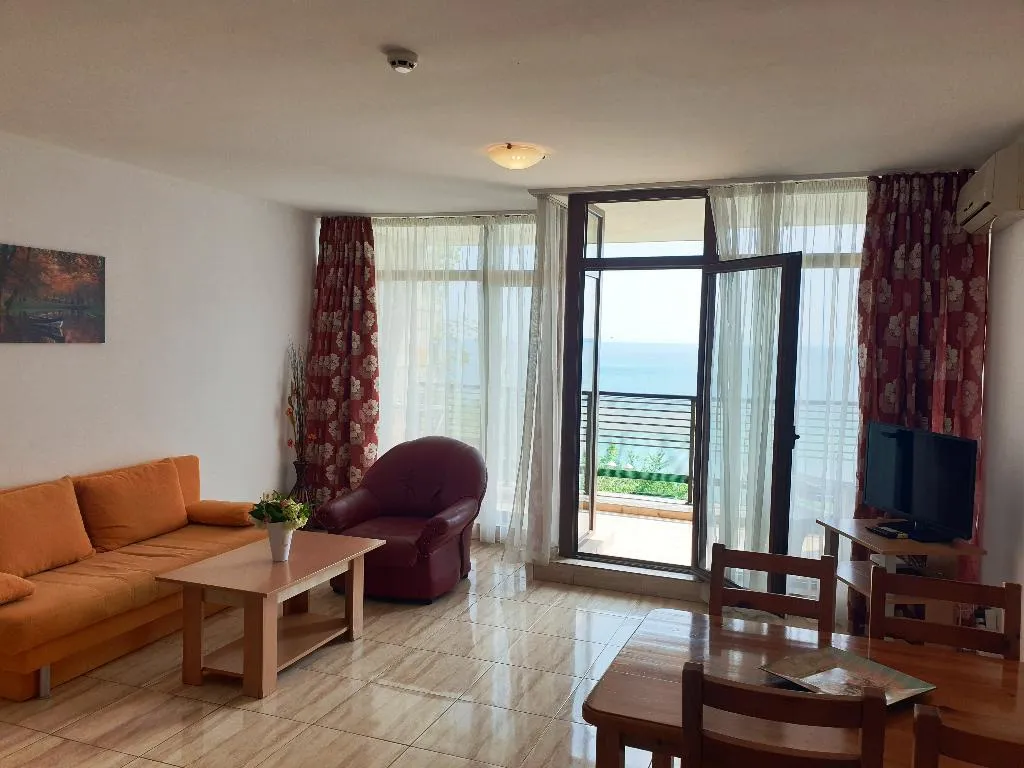 APARTMENT ONE BEDROOM Room, DOLCE VITA Apart Complex, Bourgas