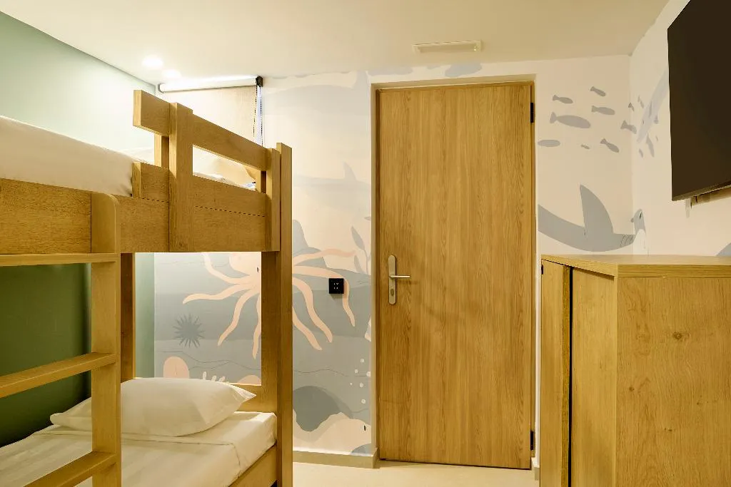 FAMILY ROOM GARDEN VIEW Room, Iberostar Waves Creta Panorama & Mare, Crete