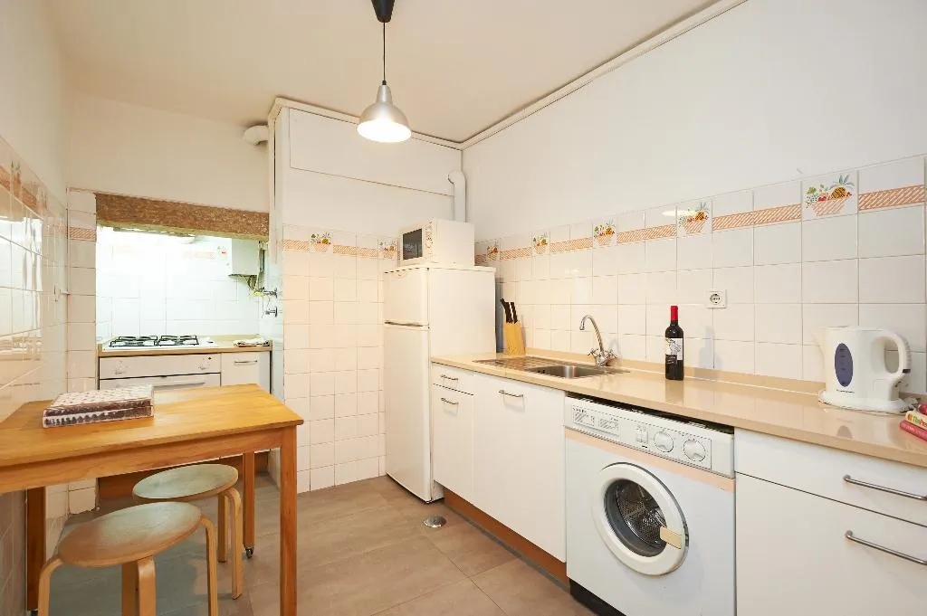 FAMILY ROOM STANDARD Room, Hello Lisbon Principe Real Apartments, Lisbon