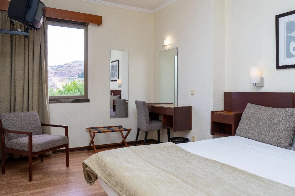 DOUBLE STANDARD Room, Flag Hotel Madeira - Ribeira-Brava, Madeira