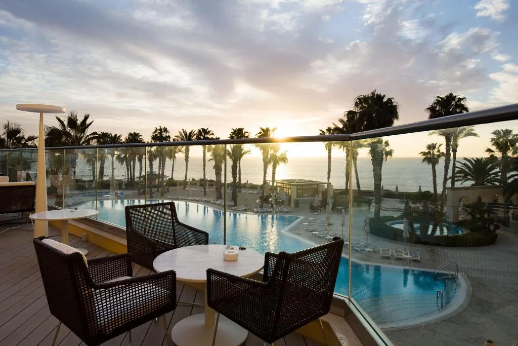 Pool, Hilton Malta, Malta