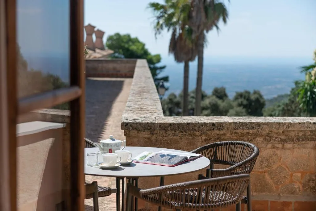 Terrace, Santuari de Cura, Majorca
